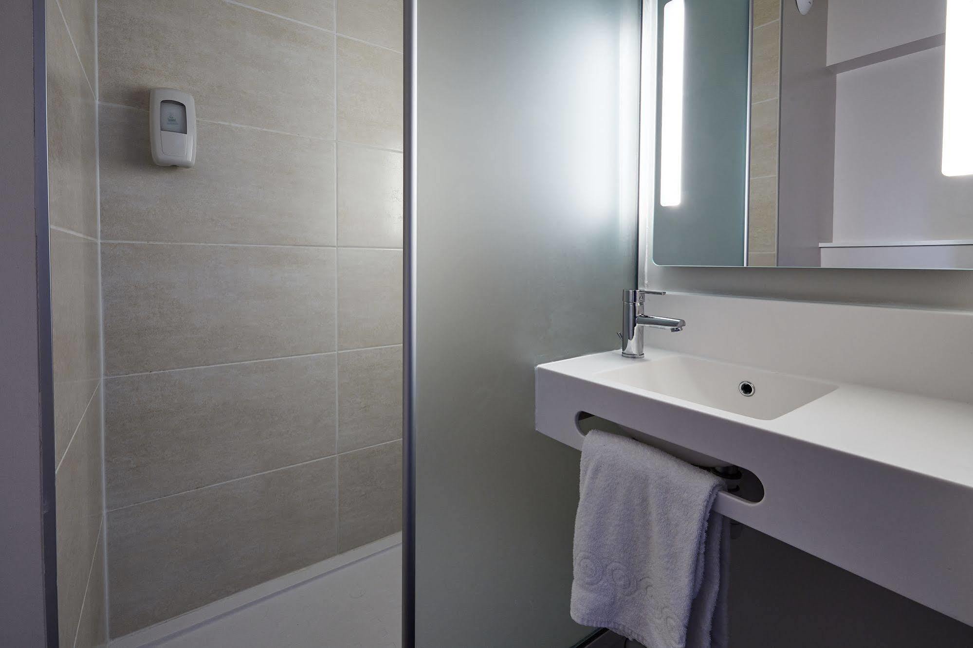 B&B Hotel Morlaix Saint-Martin-des-Champs  Kültér fotó